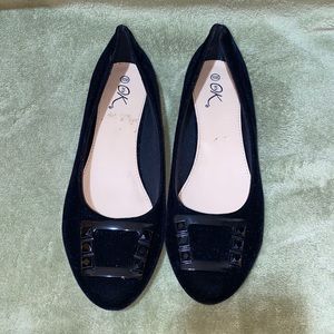 It’s ok black womens flats size 10M
